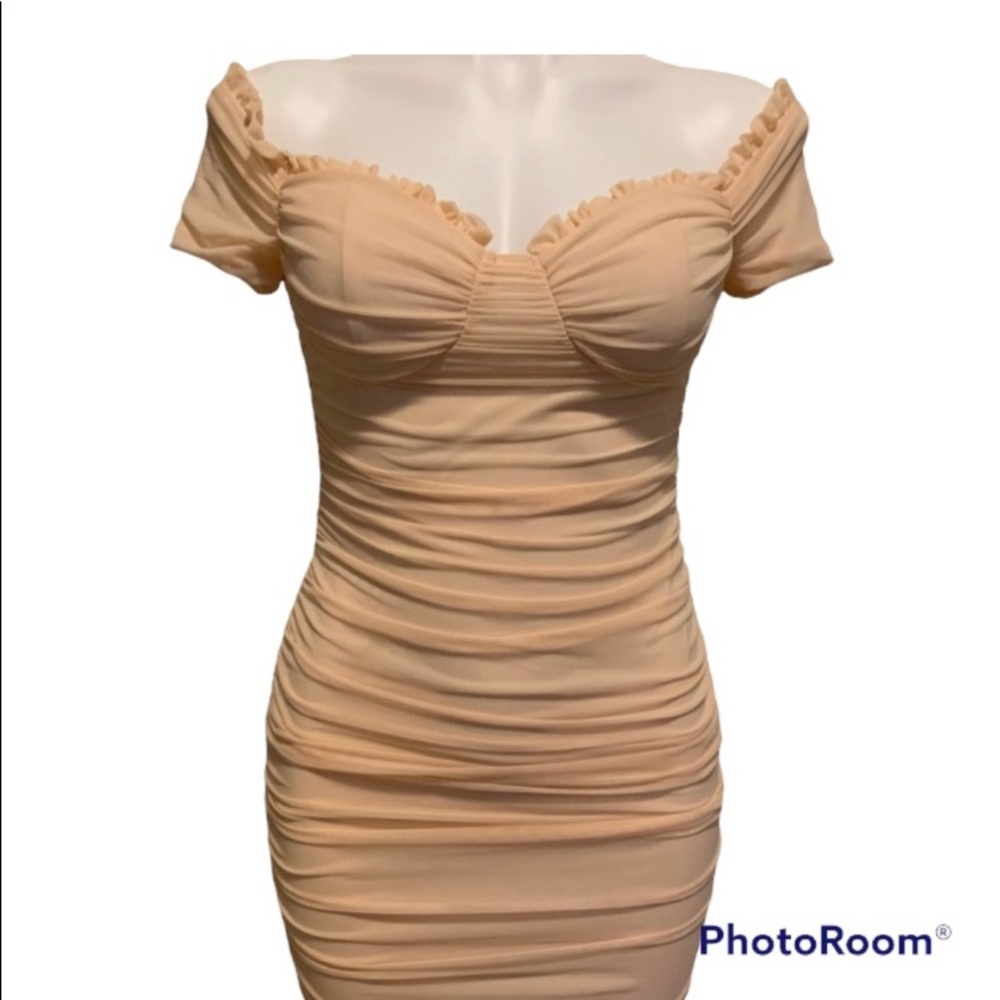 Light Pink Runched BodyCon Dress